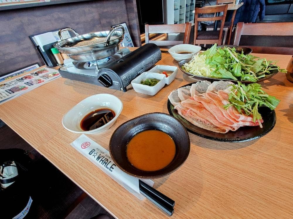 B⭐︎WHALE ビーホエール