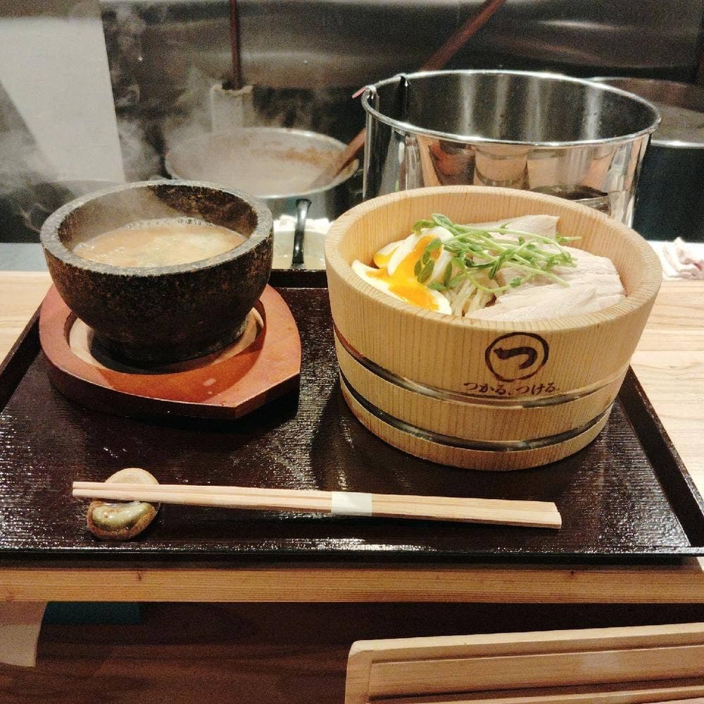 つかる、つける。