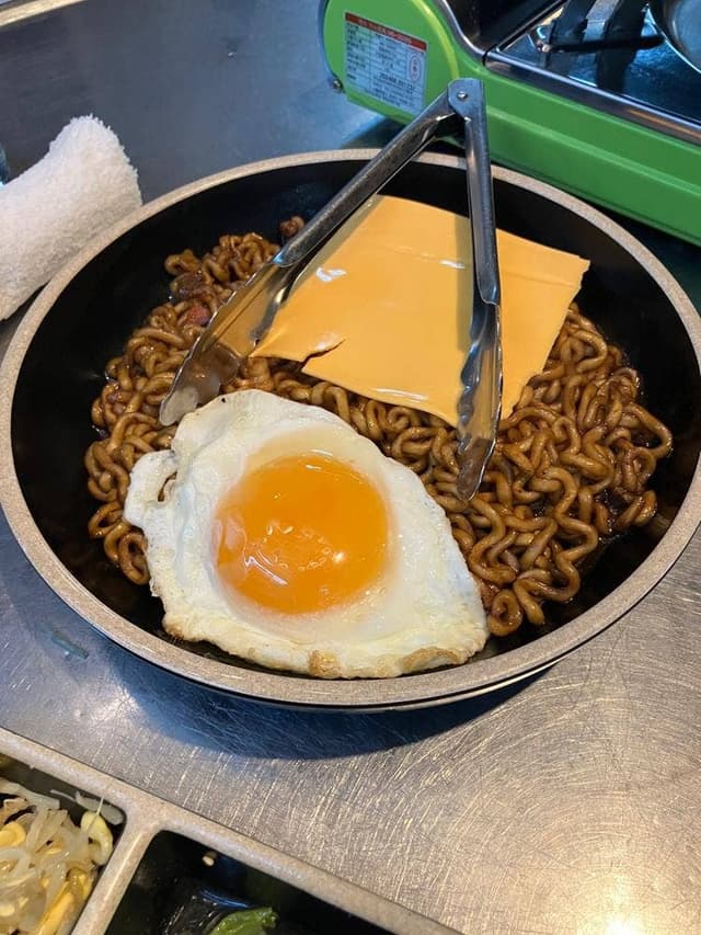 韓国チュクミ イイダコ 専門＆韓国居酒屋 豚キング 八王子店 - サブ画像1