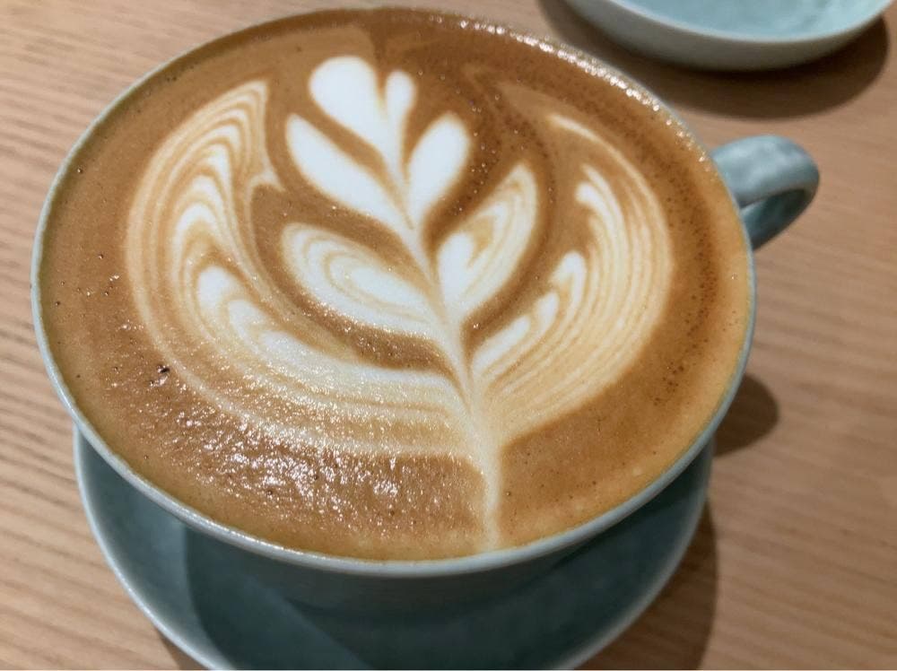 BLUE BOTTLE COFFEE 銀座カフェ