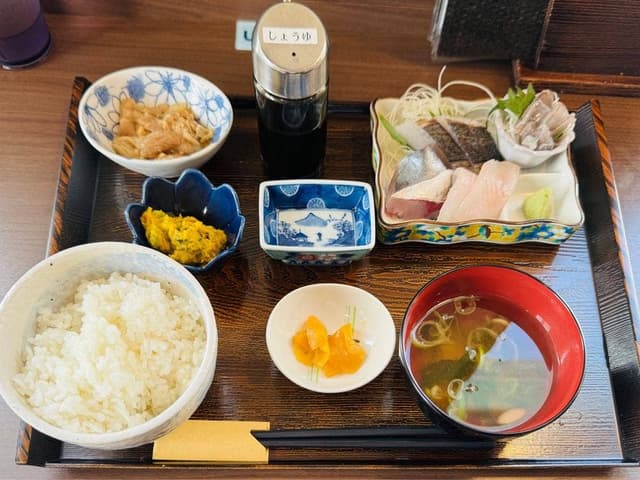 魚津丸食堂 - サブ画像1