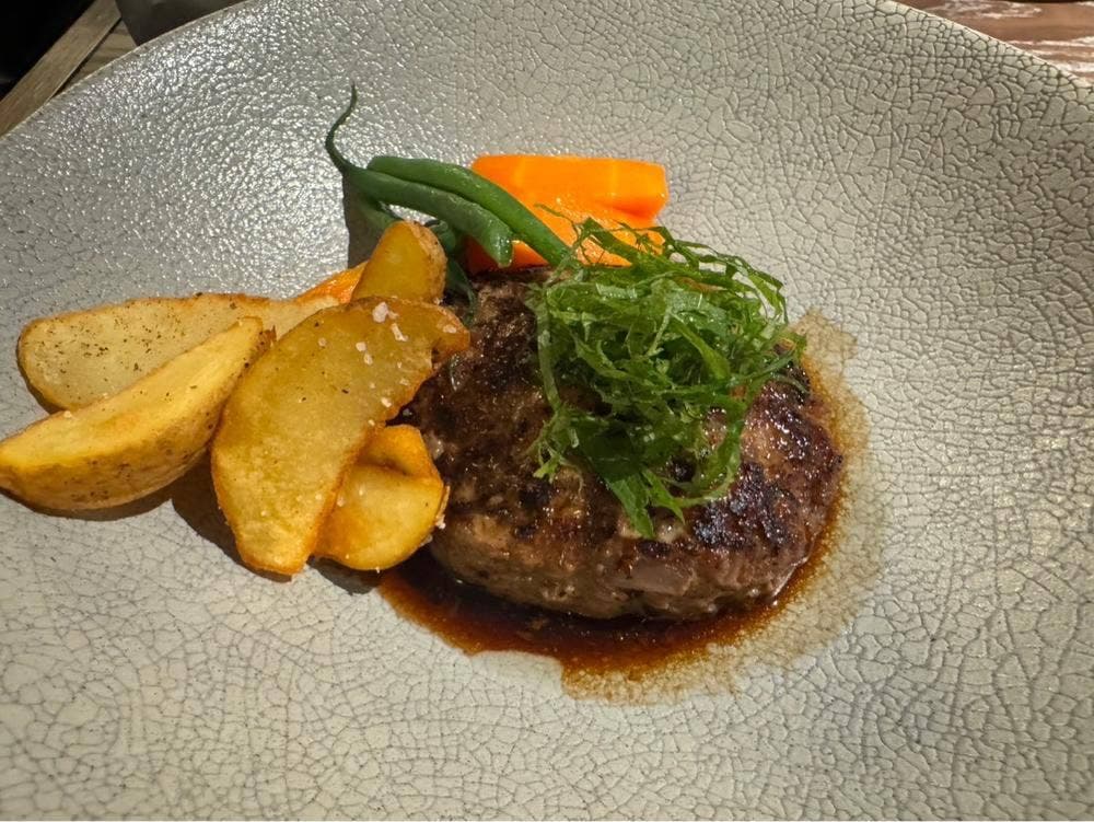 cafe サンモリッツ CACHETTE