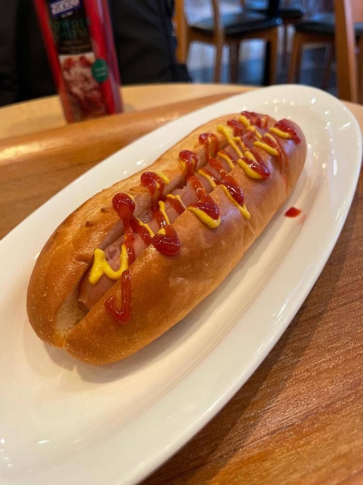 NEW YORKER'S Cafe 駿河台4丁目店