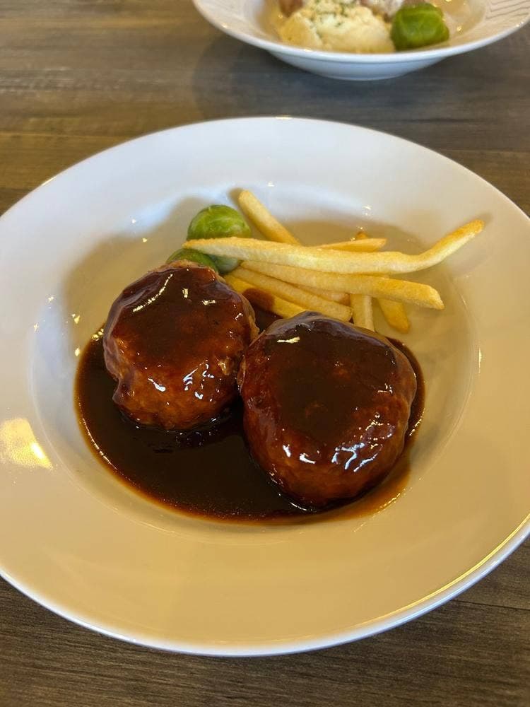 炭火焼きレストラン ククー