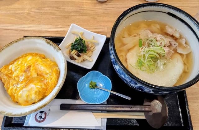 饂飩とごはん 万平 - サブ画像1