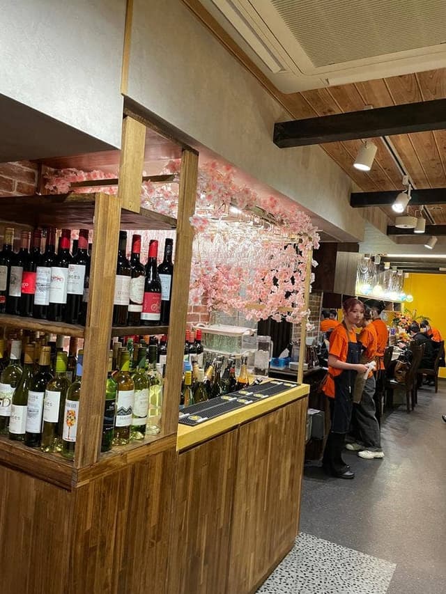 Pizza＆Wine ESOLA 八王子店 - サブ画像2
