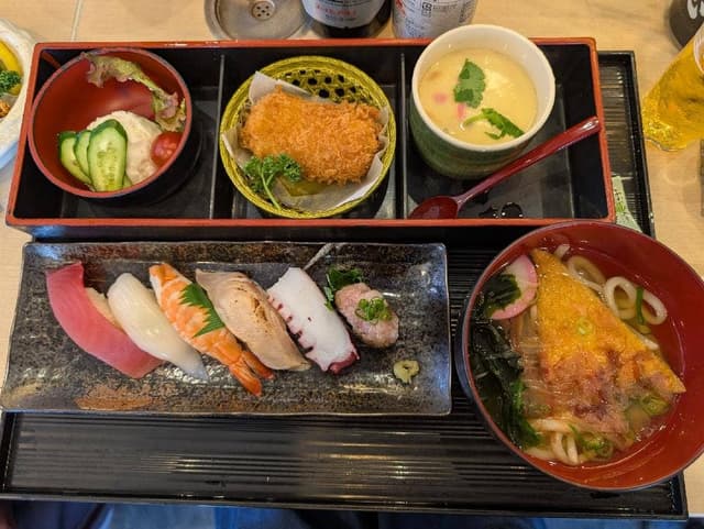 にぎりの徳兵衛 桑名店 - サブ画像3