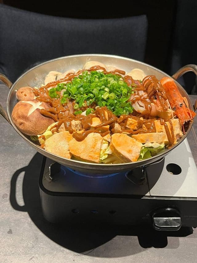 日本酒と海鮮 痛風屋 新宿歌舞伎町店 - サブ画像1