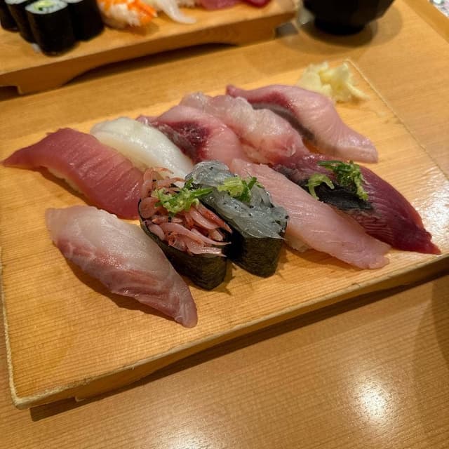 沼津 魚がし鮨 横浜ランドマーク店 - サブ画像3