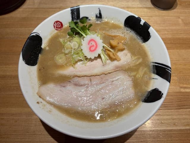 彩色ラーメンきんせい 高槻本店 - サブ画像1