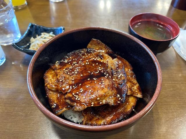 豚丼 大手門 4条通店 - サブ画像1