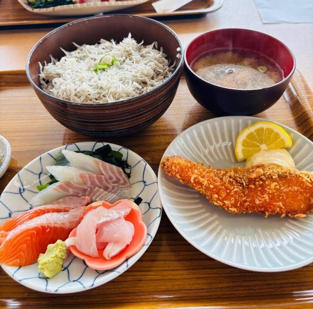 垂水漁港食堂 - サブ画像2