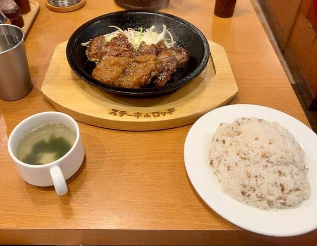 ステーキロッヂ シャポー市川店 - サブ画像1