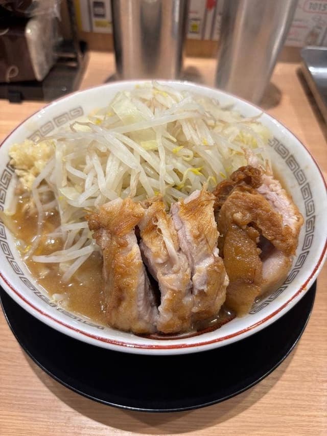 ラーメン豚山 神保町店 - サブ画像1