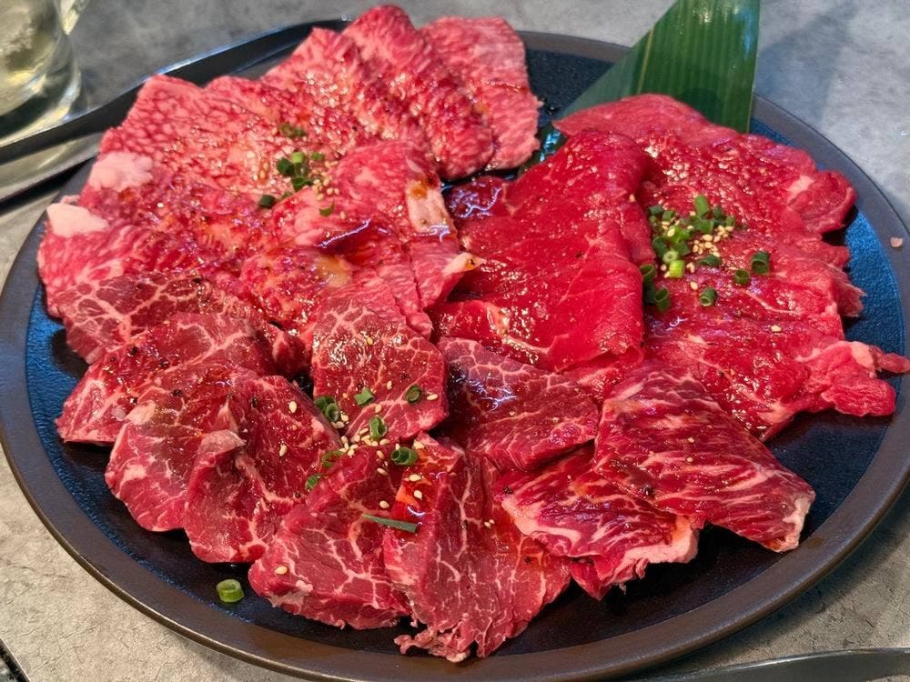焼肉冷麺 三是
