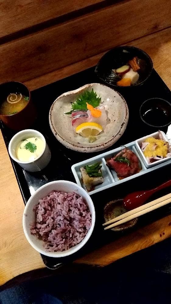 ごはんや一膳