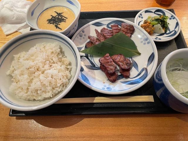 牛たんとろろ麦めし ねぎし 菊水ビル店 - サブ画像3
