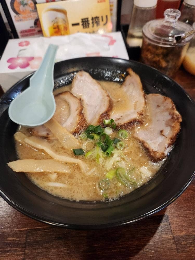 荒川無極大将ラーメン居酒屋