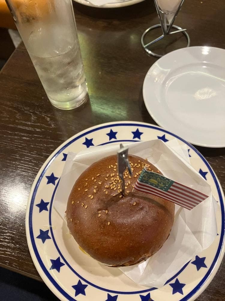 ROCKIN' ROBIN 栄店