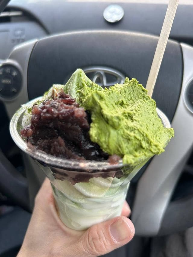 CHILL OUT & ソフトクリーム畑 高岡店 - サブ画像1