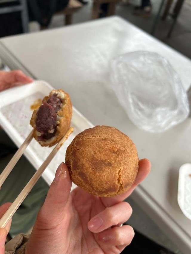 明友 元祖揚げまんじゅう店 - サブ画像1