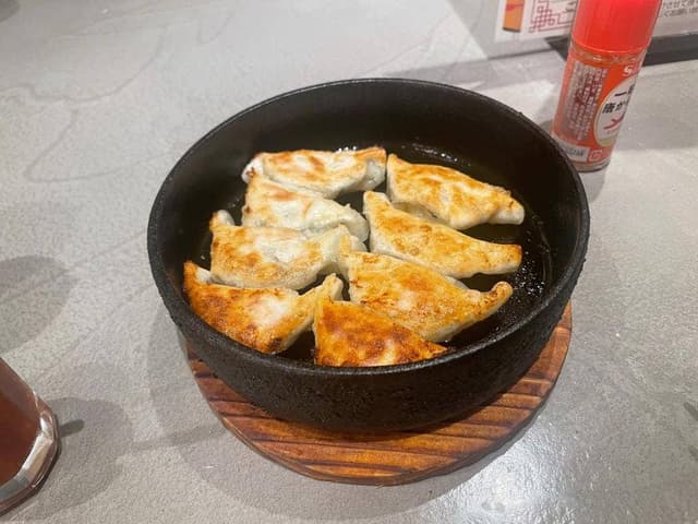 鉄なべ 無限餃子 中洲川端店 - サブ画像1