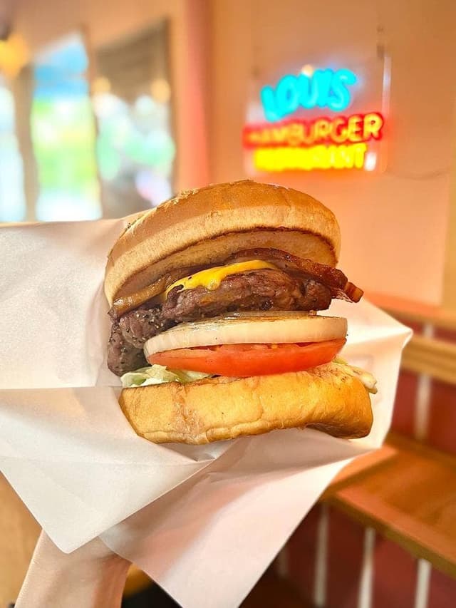 Louis Hamburger Restaurant - サブ画像2