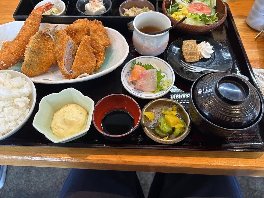 定食酒場 里やん