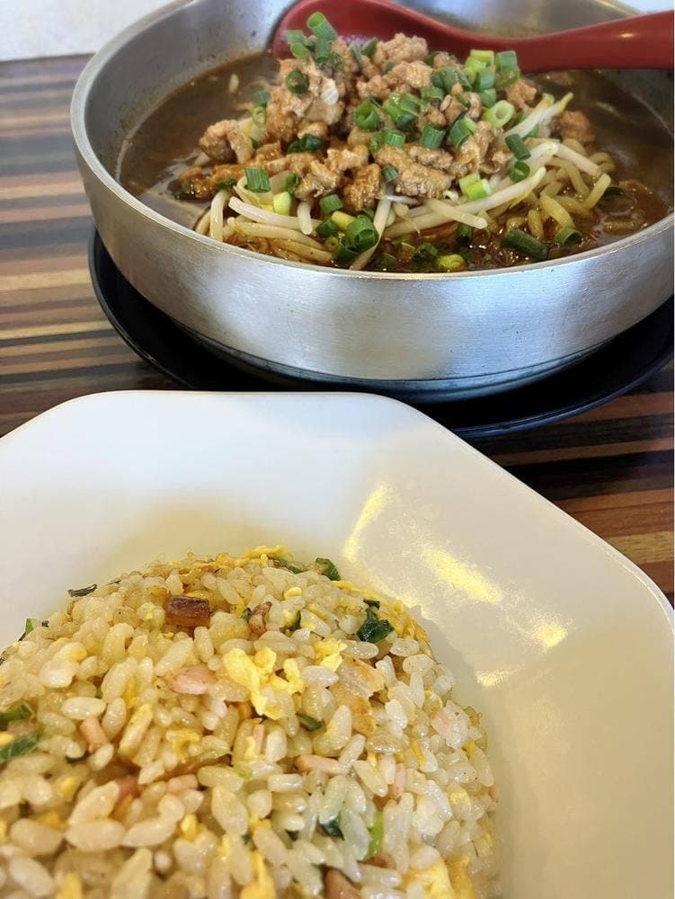 担々麺専門店 登雲