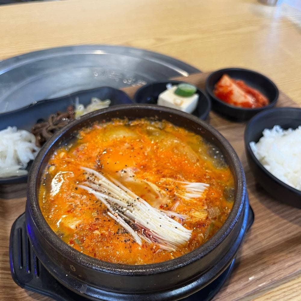 デジハンマリ 돼지 한마리