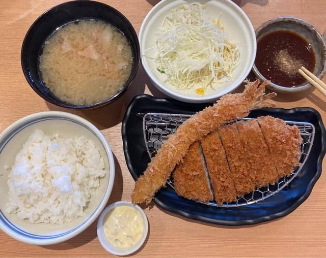 旨いとんかつ かつはな亭 川中島店 - サブ画像1