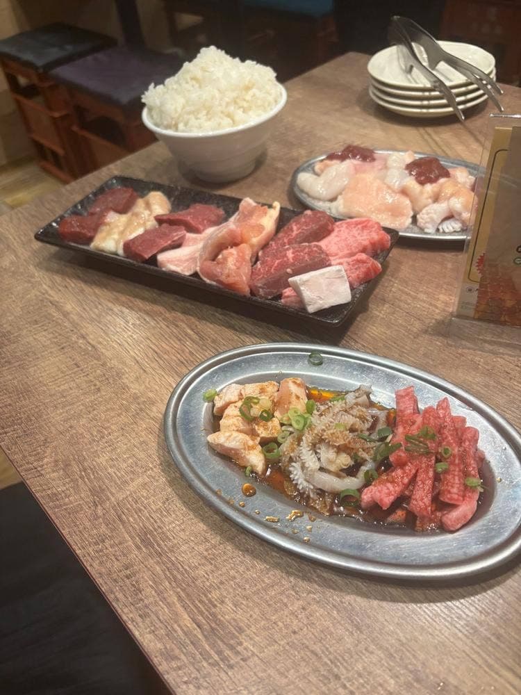 ヤキニク ぼんず 住田町店