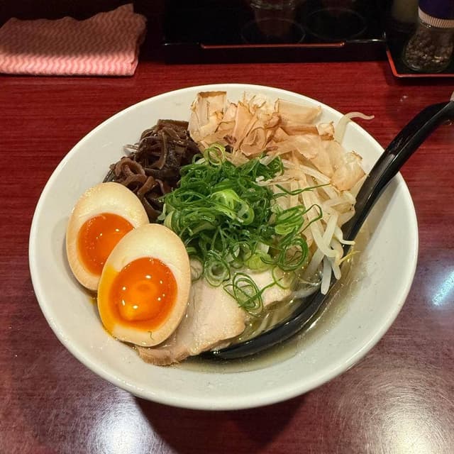 鶏ガラ醤油らーめん じゅうじせい - サブ画像1