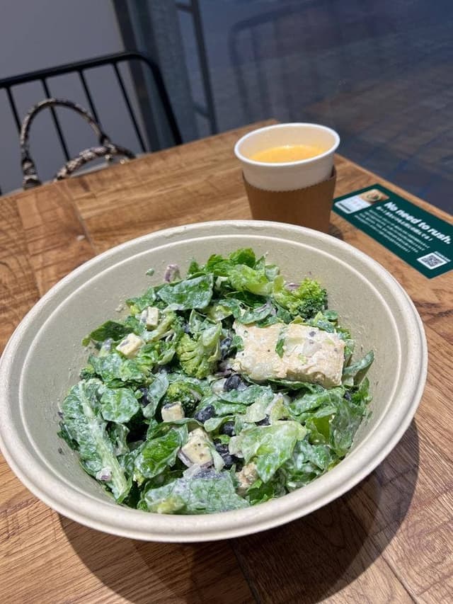 CRISP SALAD WORKS 新宿三井ビル店 - サブ画像3