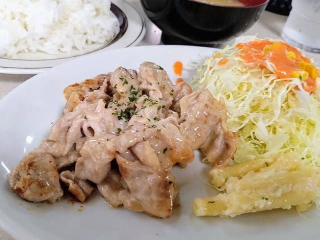 ランチハウス美味しん坊 板橋本町店 - サブ画像3