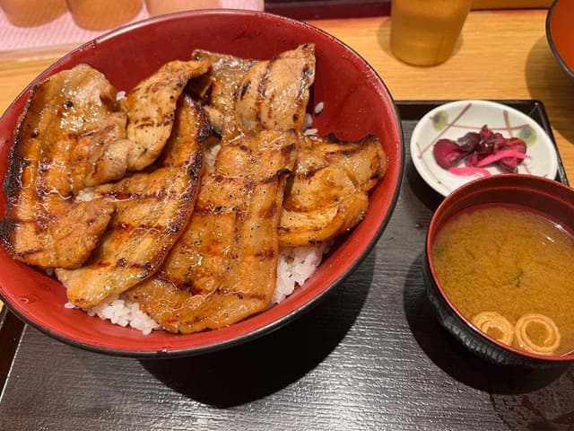 帯広豚丼 ぶたいち・北海道番屋 池袋店 - サブ画像1