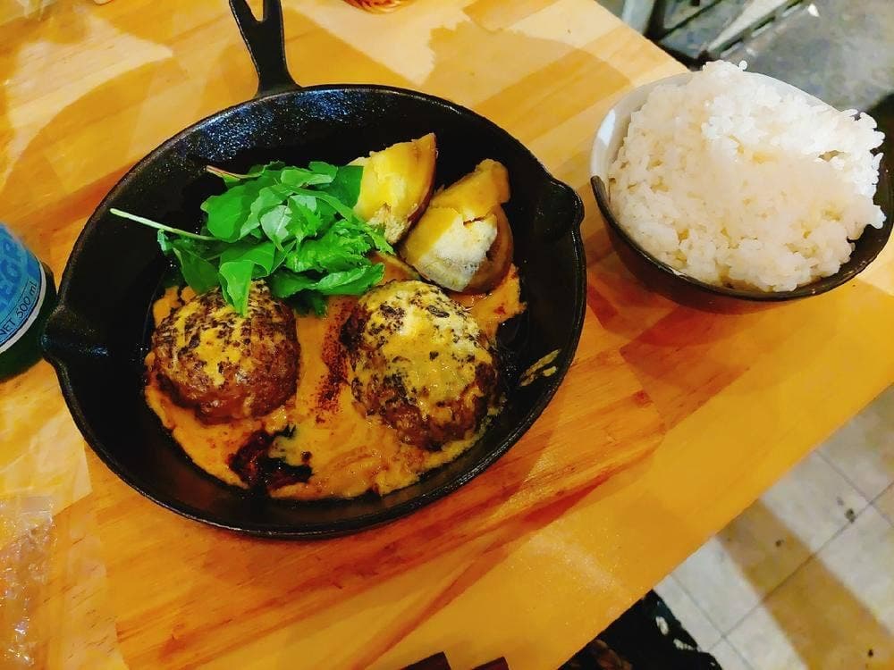 肉屋炭 炭火焼き和牛ハンバーグ 荻窪店