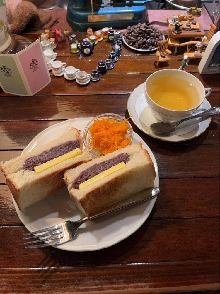 カフェトロワバグ