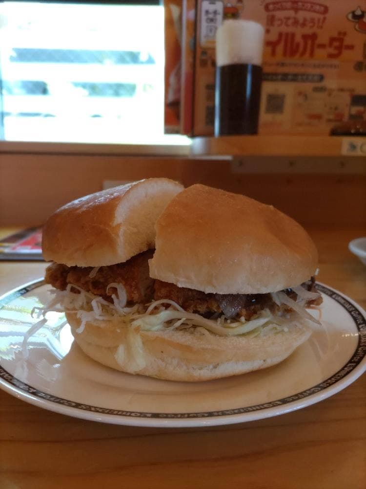 コメダ珈琲店 本店