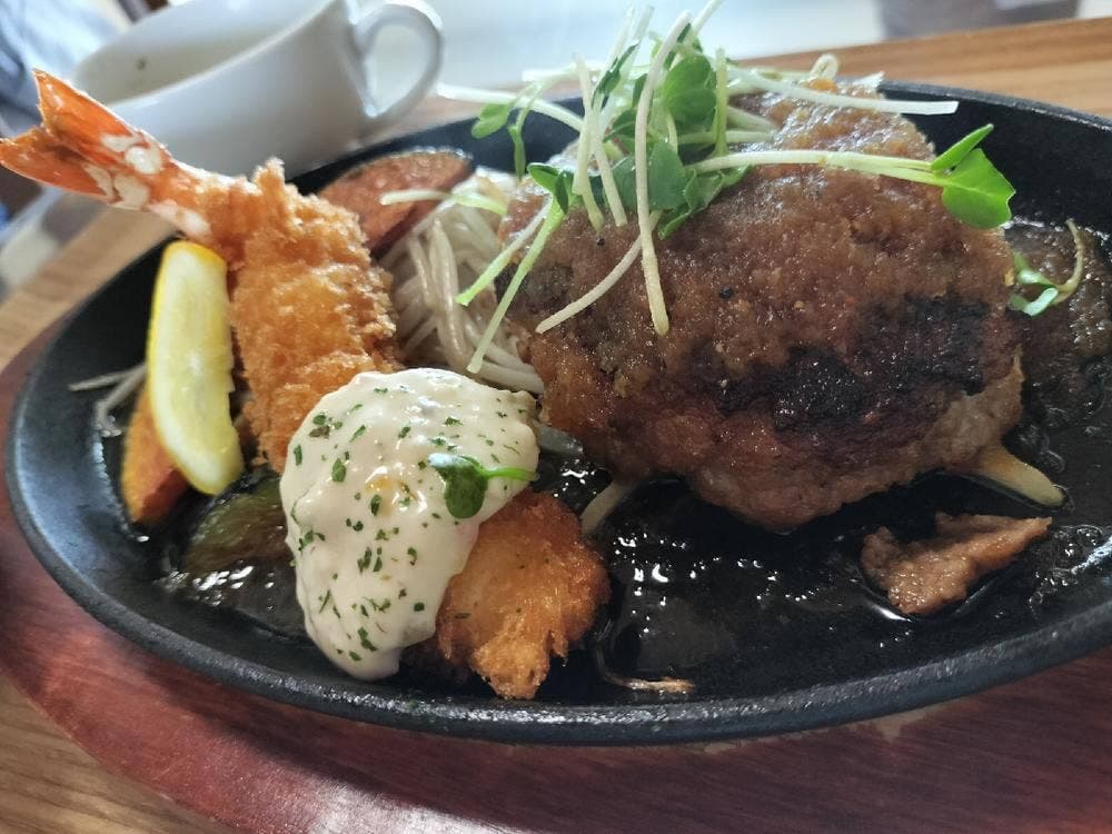 隠れ家洋食&カフェ ヤマサキ