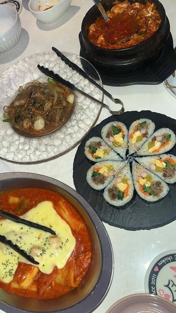 韓国料理Love chicken by Danmi心斎橋店