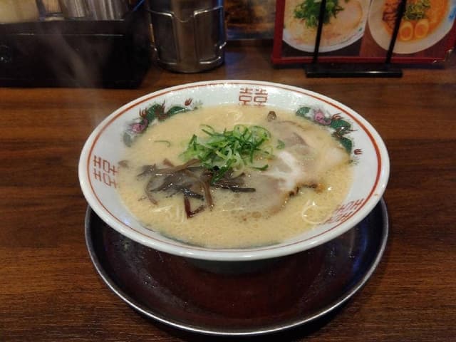 博多屋台ラーメン つぼちゃん - サブ画像1