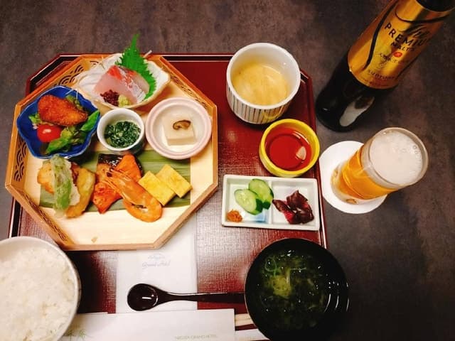 日本料理レストラン 静香庵 - サブ画像1