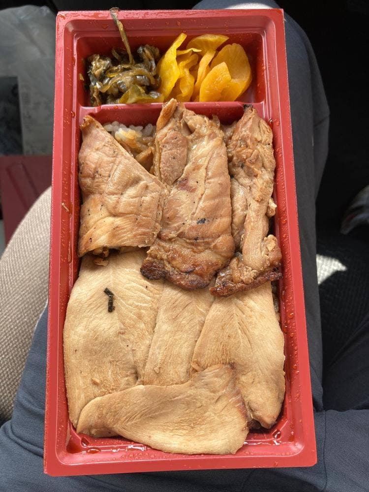 登利平 イーサイト高崎店