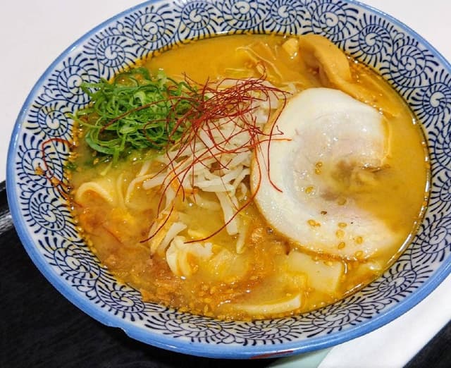 鶏だし中華そば 百蔵 談合坂SA上り - サブ画像1