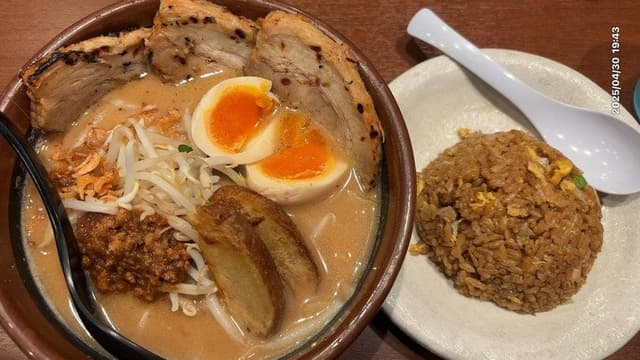 麺場 田所商店 西条店 - サブ画像2