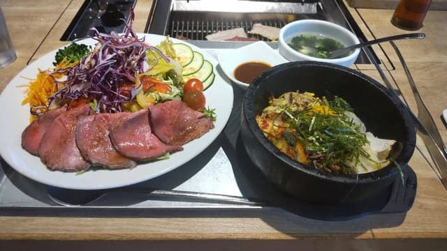 焼肉 ハチハチ ソラリア店 - サブ画像2