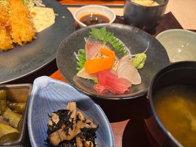 魚鬨 勝どき店 - サブ画像3