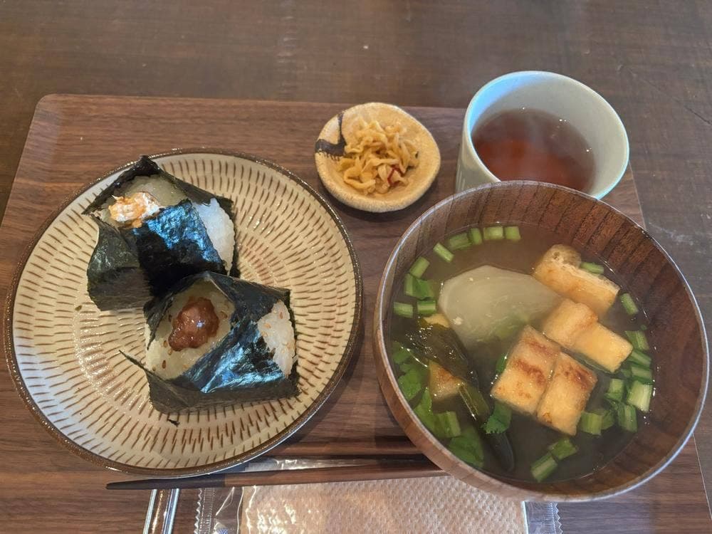 ONIGIRI MAU オニギリ マウ