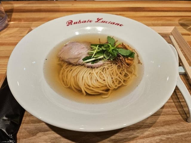 ルバート ルチアーノ - サブ画像1
